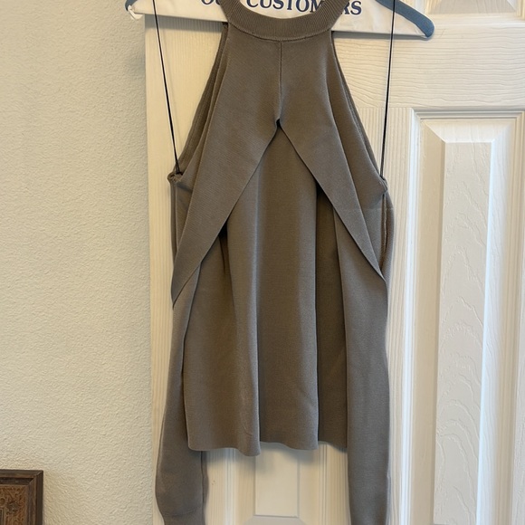 Dion Lee Cold Shoulder top. Size US 2 (AU 6) - Picture 2 of 4